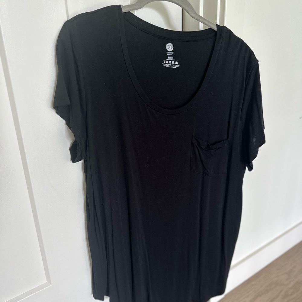 Kindred bravely everyday nursing t-shirt XL black